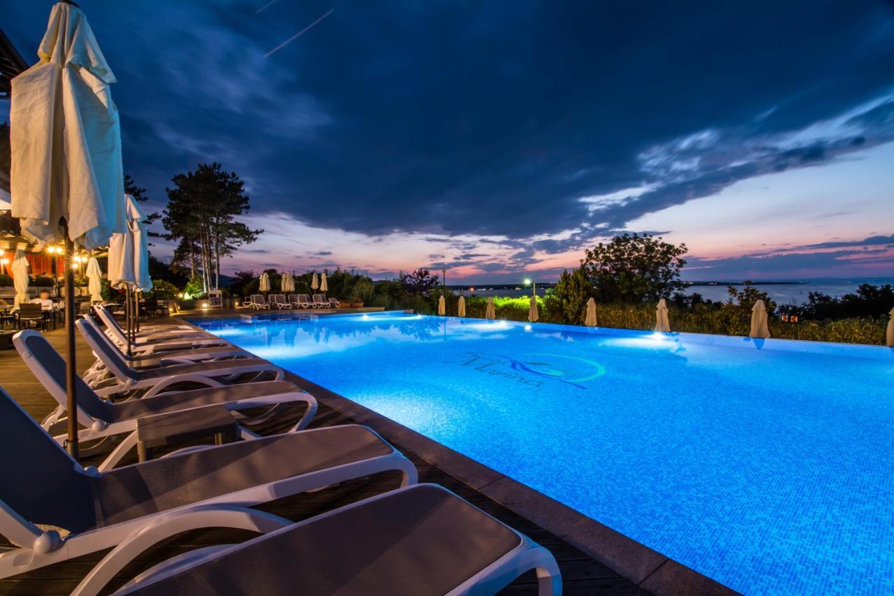 Viva Mare Beach Hotel By Santa Marina Sozopol Exterior photo